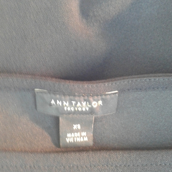 Ann Taylor Blouse - Picture 5 of 5